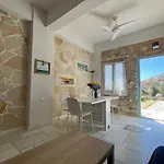 Bed & Breakfast Armonia Studios, & 4*