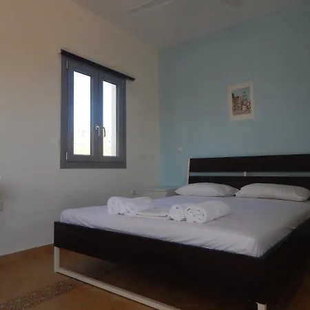 Armonia Studios, & Mikri Vigla