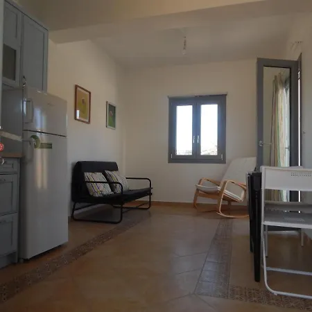 Armonia Studios, & Bed & Breakfast 2*