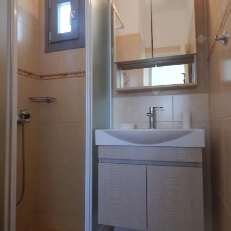 Armonia Studios, & 4*