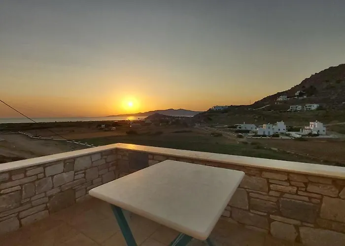 Armonia Studios, & Mikri Vigla