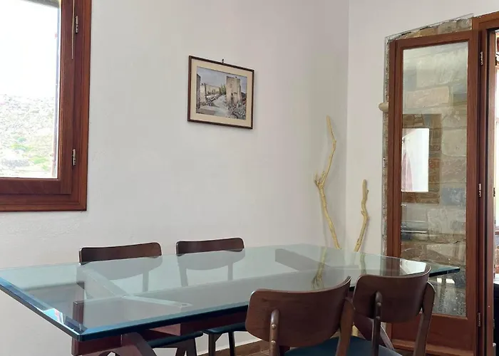 Armonia Studios, & 4*