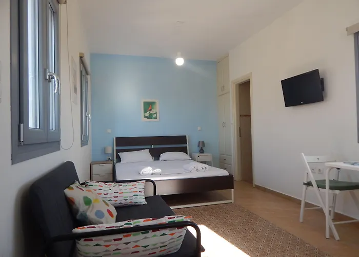 Armonia Studios, & 4* Mikri Vigla