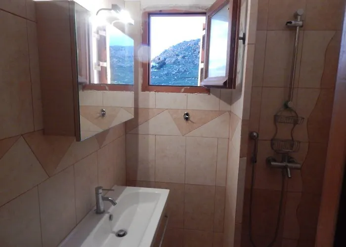 Armonia Studios, & Mikri Vigla